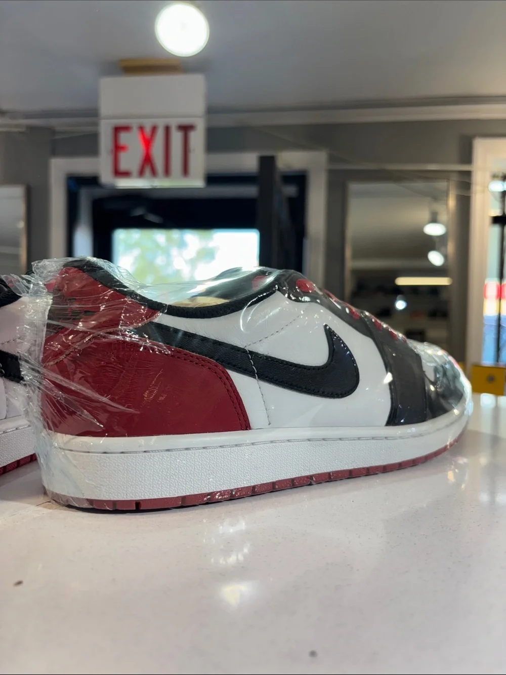 Air Jordan 1 Retro Low OG size 11.5 Like New